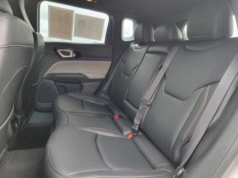 Certified 2024 Jeep Compass Limited AWD/4WD image 21