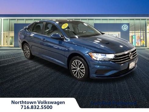 Used 2019 Volkswagen Jetta SE image 1