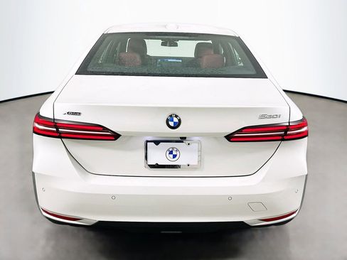 Used 2026 BMW 530i xDrive 530i xDrive w/ Premium Package image 6