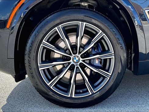 Used 2023 BMW X5 M50i w/ Climate Comfort Package AWD/4WD image 9