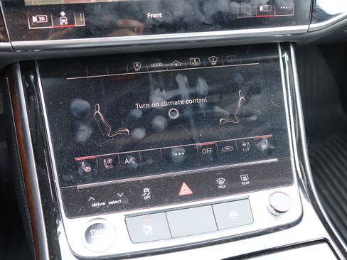 Used 2021 Audi A8 L 4.0T w/ Executive Plus Package image 25