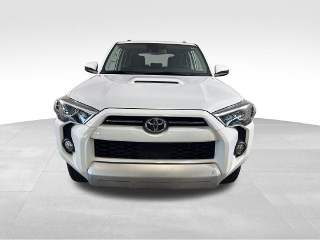 Used 2020 Toyota 4Runner TRD Off-Road AWD/4WD image 8