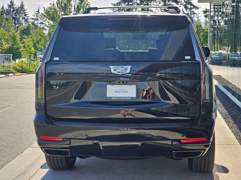 New 2026 Cadillac Escalade Platinum Sport AWD/4WD image 4