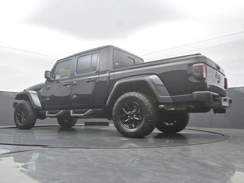 Used 2022 Jeep Gladiator Sport AWD/4WD image 46