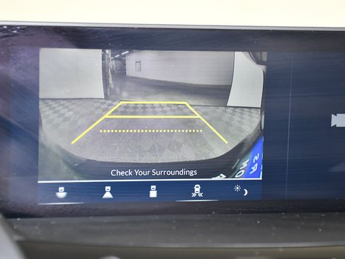 Used 2025 Acura RDX SH-AWD image 27