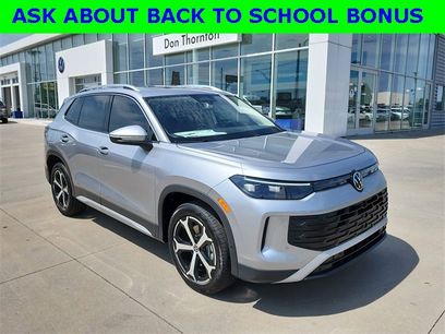 New 2025 Volkswagen Tiguan SE