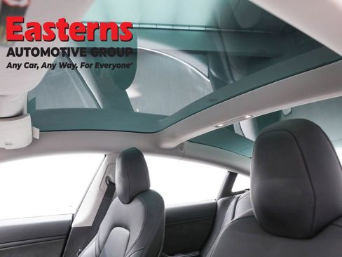 Used 2018 Tesla Model 3 Long Range image 31