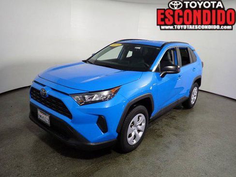 Certified 2019 Toyota RAV4 LE w/ Carpet Mat Package FWD image 7
