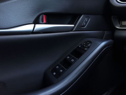 New 2026 MAZDA CX-30 AWD 2.5 S w/ Select Sport Pkg image 17