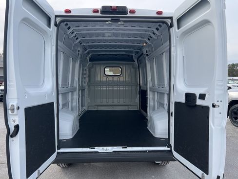 New 2026 RAM ProMaster 2500 image 13