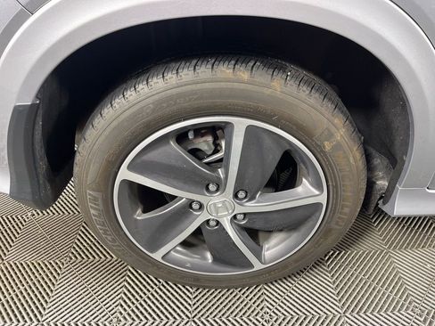 Used 2020 Honda HR-V Touring image 13