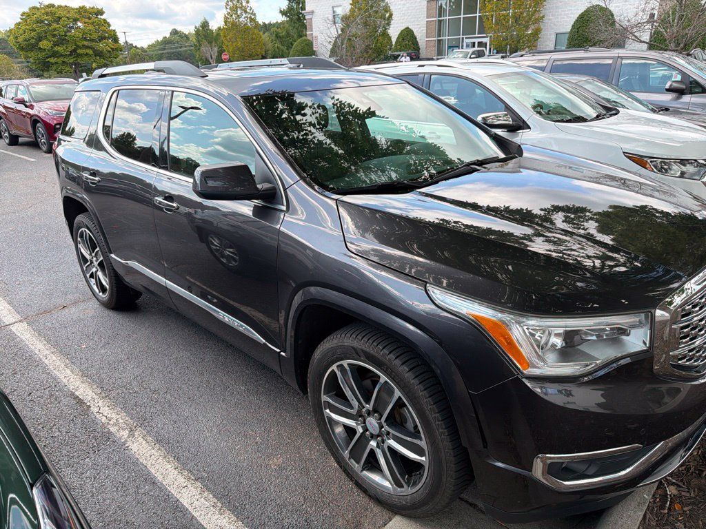 Used 2019 GMC Acadia Denali w/ Technology Package AWD/4WD image 1