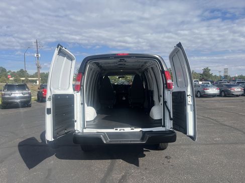 New 2025 GMC Savana 2500 Work Van w/ Driver Convenience Package RWD image 9