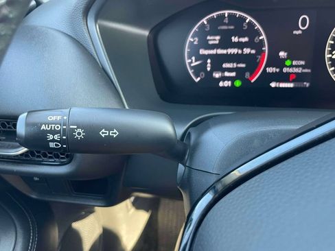 Used 2024 Honda HR-V EX-L image 24