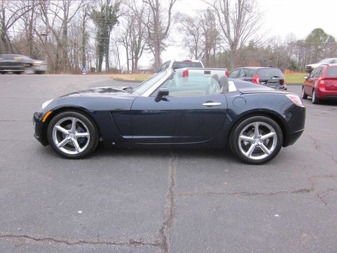 Used 2008 Saturn Sky Base 2dr Convertible w/ Premium Trim Package image 10