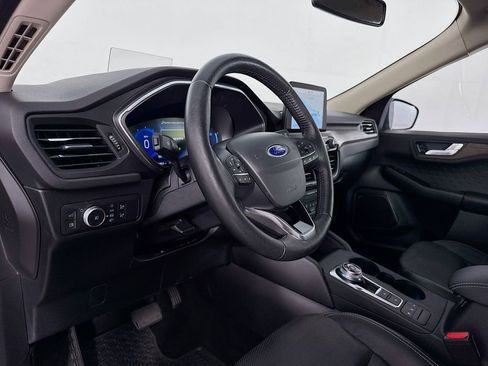 Used 2020 Ford Escape Titanium w/ Titanium Premium Package 2.0 image 12