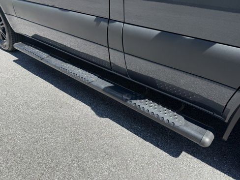 Used 2022 Mercedes-Benz Sprinter 2500 image 25