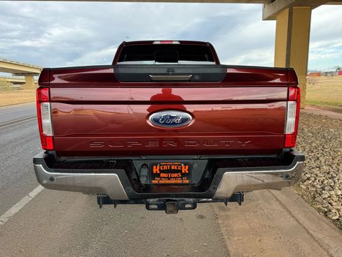 Used 2017 Ford F250 Lariat w/ Chrome Package image 4