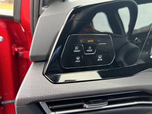 Used 2024 Volkswagen GTI Autobahn image 31