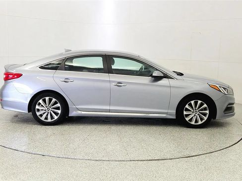 Used 2015 Hyundai Sonata Sport w/ Option Group 04 FWD image 8