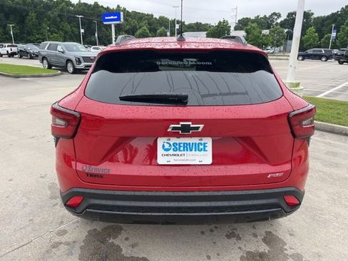 New 2026 Chevrolet Trax RS FWD image 5