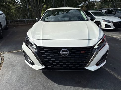 New 2025 Nissan Altima 2.5 SR w/ SR Premium Package image 8