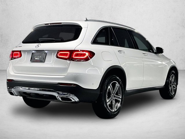 Used 2022 Mercedes-Benz GLC 300 image 2