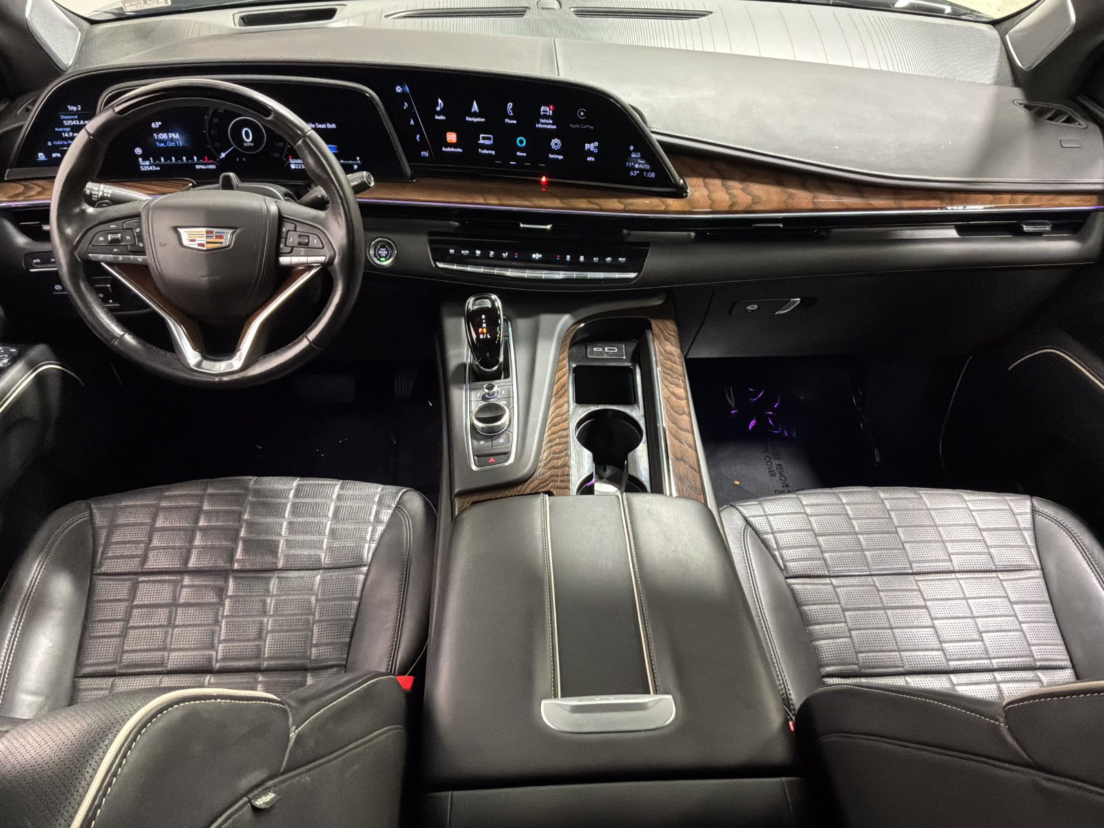 Used 2023 Cadillac Escalade ESV Sport Platinum w/ LPO, ONYX Package AWD/4WD image 16