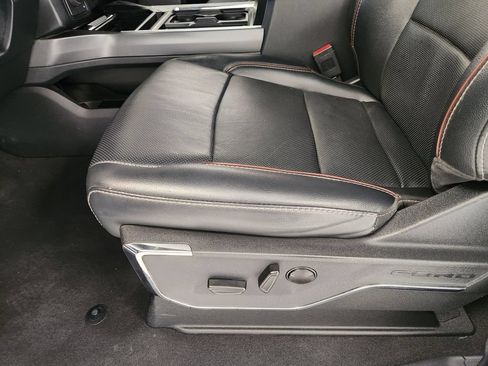 Used 2024 Ford F250 Lariat AWD/4WD image 23