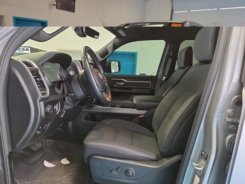 Used 2022 RAM 1500 Big Horn AWD/4WD image 5