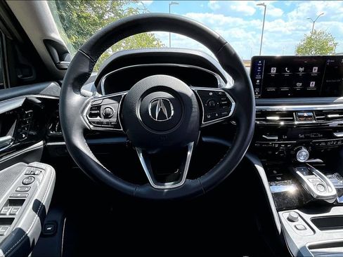 Certified 2026 Acura MDX w/ Technology Package FWD image 6