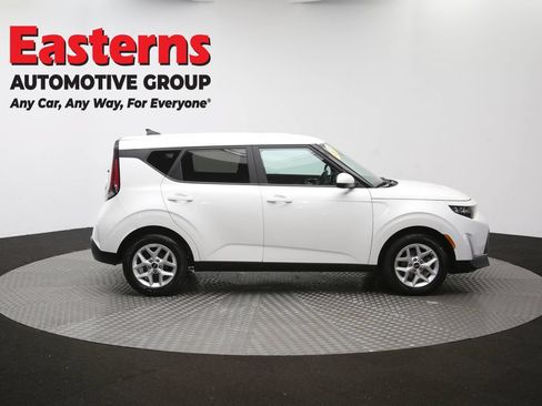 Used 2024 Kia Soul LX w/ Option Group 015 FWD image 44