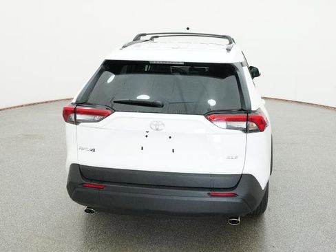 New 2025 Toyota RAV4 XLE image 7