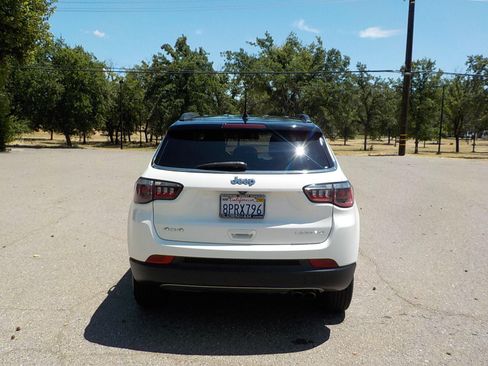 Used 2020 Jeep Compass Limited image 5
