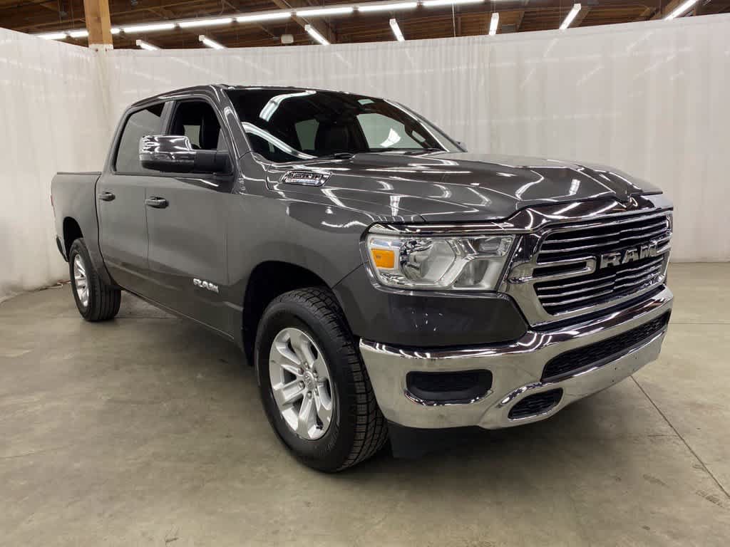 Used 2024 RAM 1500 Laramie AWD/4WD image 8