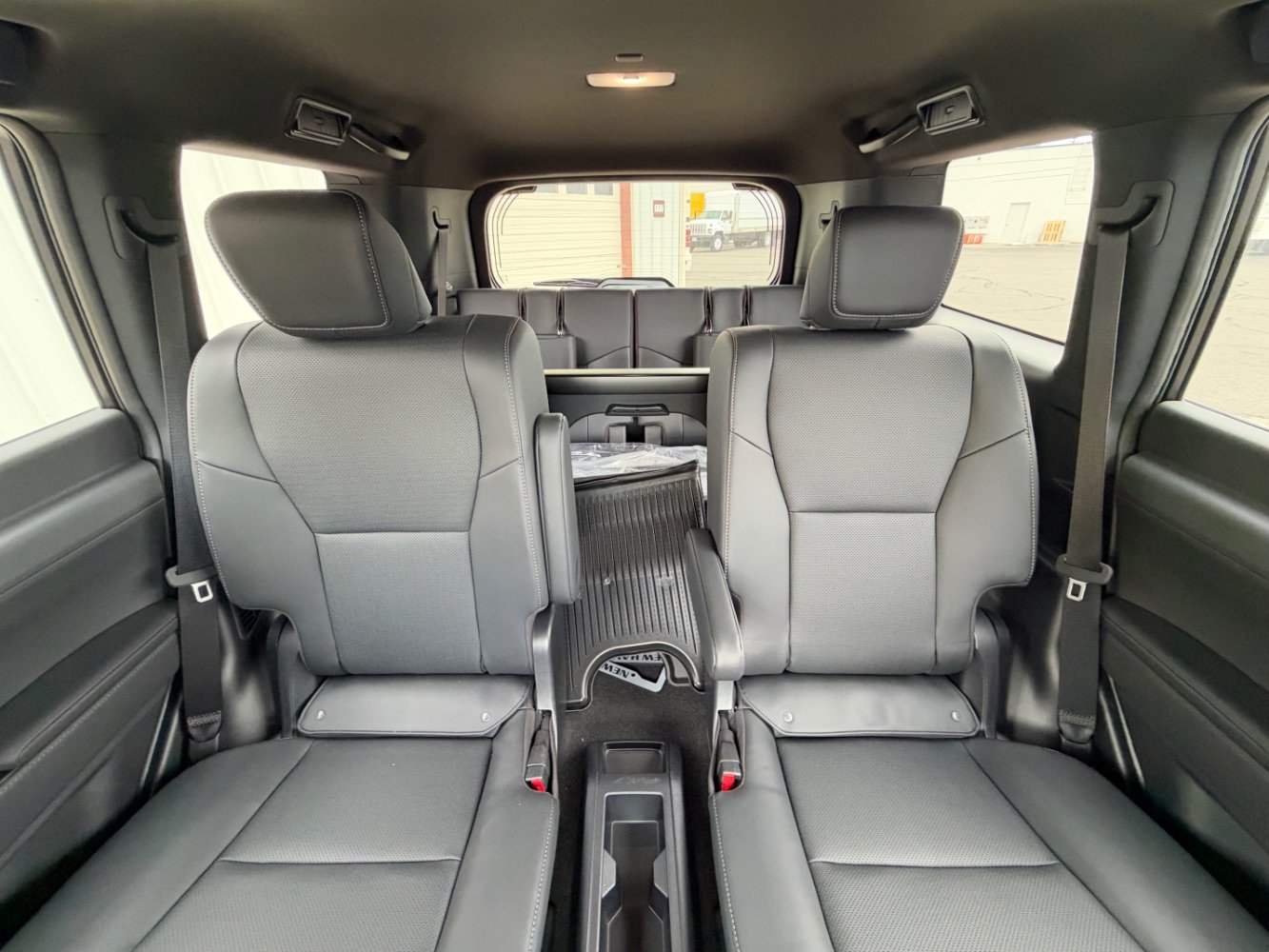 Used 2026 Lexus GX 550 w/ Accessory Package (2T) AWD/4WD image 10