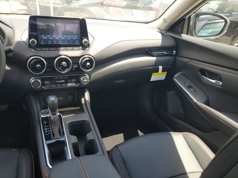 New 2025 Nissan Sentra SR w/ SR Premium Package image 14