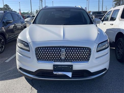 Used 2022 Lincoln Nautilus Reserve image 10