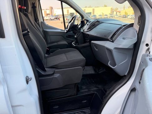Used 2019 Ford Transit 250 130 Low Roof w/ Exterior Upgrade Package RWD image 29