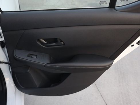 New 2025 Nissan Sentra SV image 18