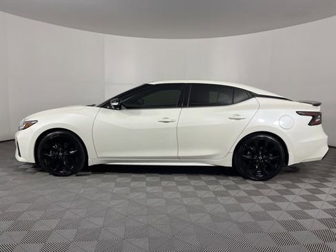 Used 2023 Nissan Maxima SR w/ Sport Mat Group FWD image 7
