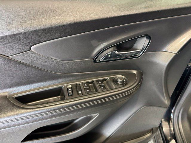 Used 2021 Buick Encore Preferred FWD image 6