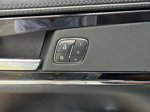 Used 2023 Lincoln Nautilus Reserve FWD image 18