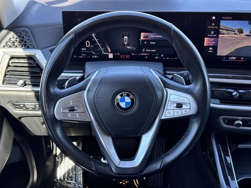 Used 2023 BMW X7 xDrive40i image 10
