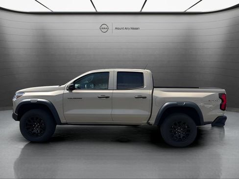 Used 2023 Chevrolet Colorado Trail Boss w/ LPO, Skid Plate Package AWD/4WD image 7
