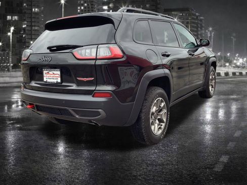 Used 2022 Jeep Cherokee Trailhawk w/ Sun & Sound Group image 9