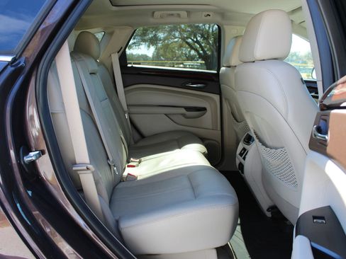 Used 2015 Cadillac SRX Premium w/ Driver Assist Package image 7