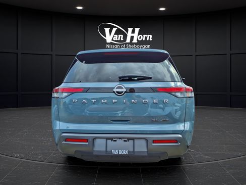 New 2026 Nissan Pathfinder SL w/ Cargo Package AWD/4WD image 7