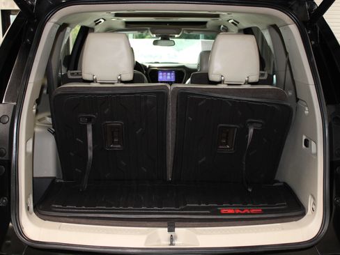 Used 2017 GMC Acadia Denali w/ Technology Package AWD/4WD image 42