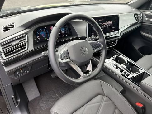 Used 2026 Volkswagen Atlas Cross Sport SE FWD image 15